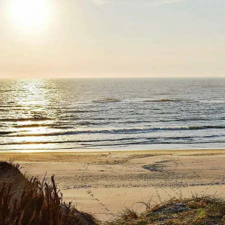 6 Person In * Hvide Sande